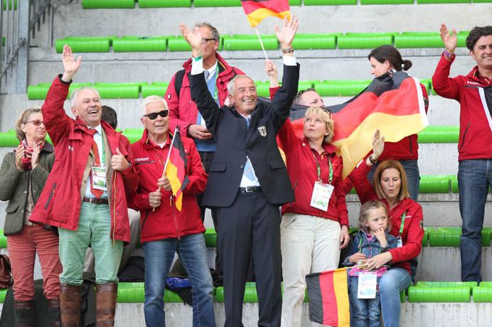 Hans Melzer bleibt ein weiteres Jahr Bundestrainer