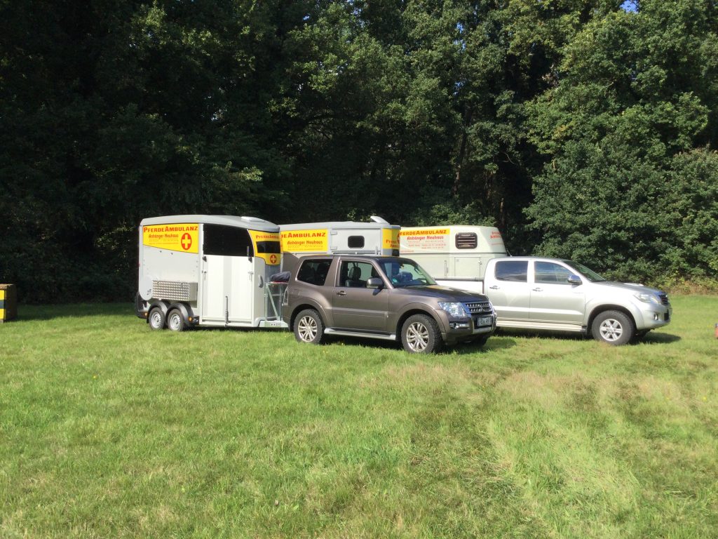 Meist im Hintergrund und doch unverzichtbar: Siegfried Neuhaus von der Pferdeambulanz im VSD-Interview